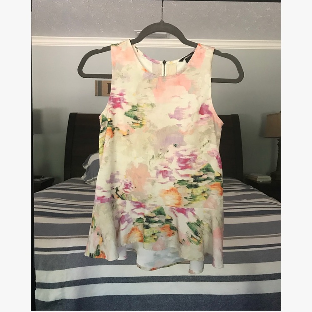 H&M sleeveless floral top